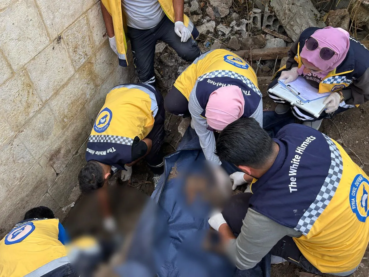 العثور على رفات بشرية قرب الغزلانية.. والدفاع المدني يحذر من العبث بمواقع المقابر