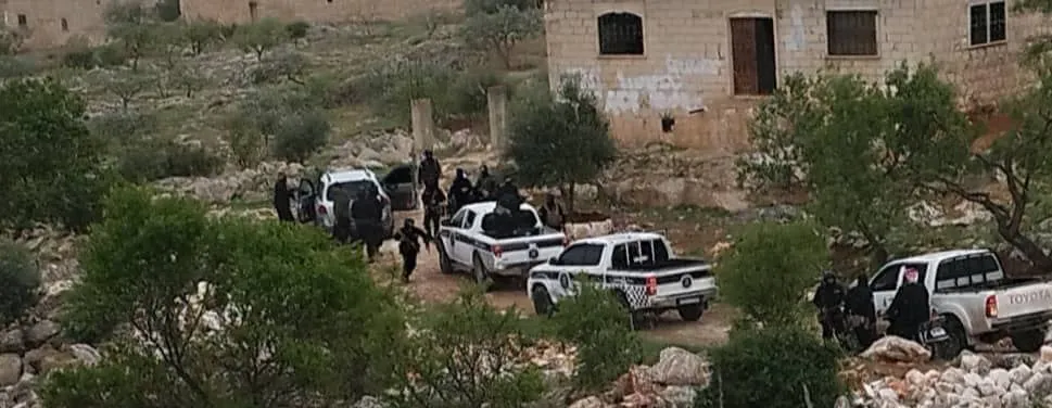 مستغلين التسامح والعفو .. شبيحة الأسد يعودون لقراهم بإدلب ويثيرون الشغب والفوضى