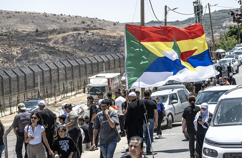 "إسرائيل" تعلن إرسال "مساعدات" عاجلة للدروز في السويداء