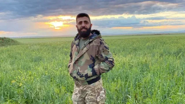 بيان عائلة الفاروق أبو بكر: نرفض تمييع الجريمة ونتمسك بالمسار القضائي